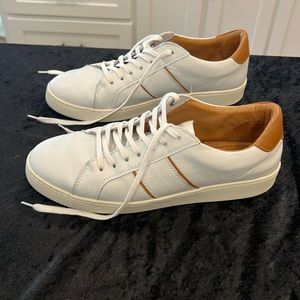 Flag Ltd White Casual Tennis Shoes Size 10.5.